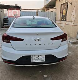 هیوندای ئەلەنترا